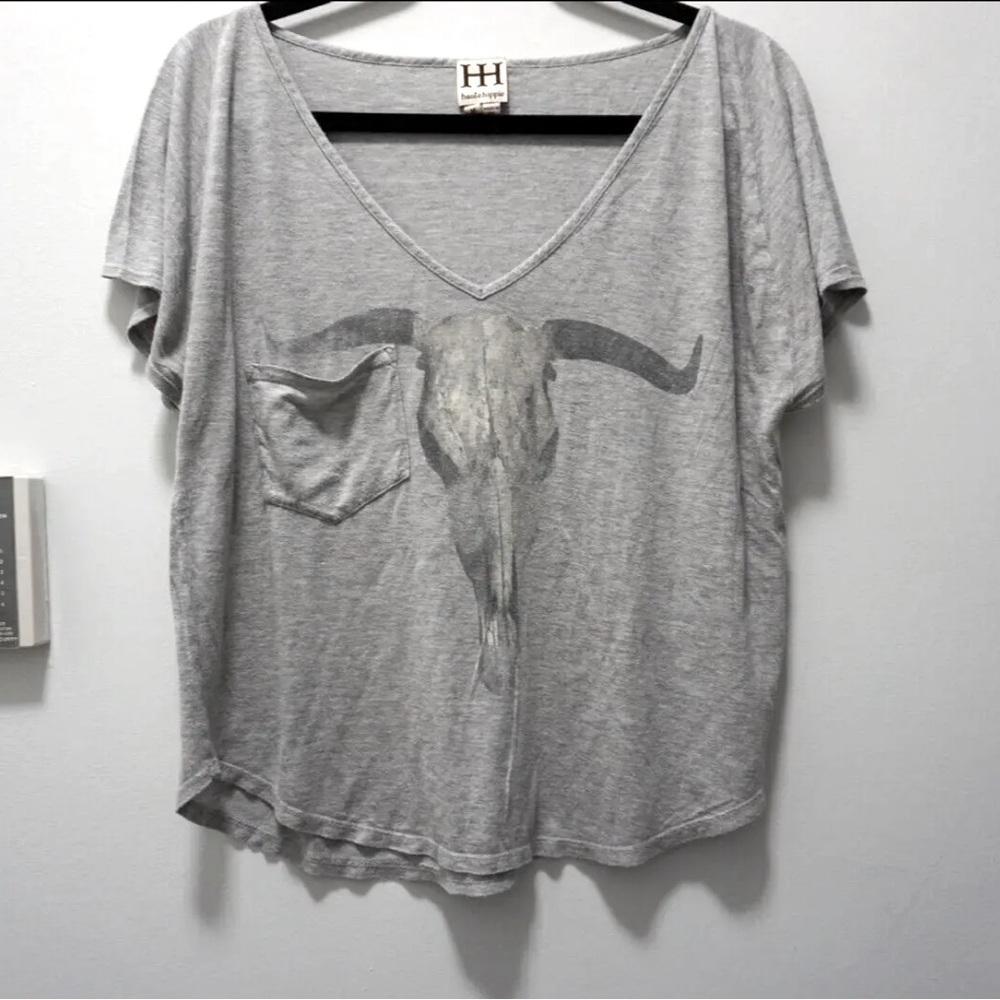 Haute Hippie Graphic V-Neck T Shirt Top Western Gray Medium